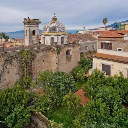 La Viuzza Bed & Breakfast *